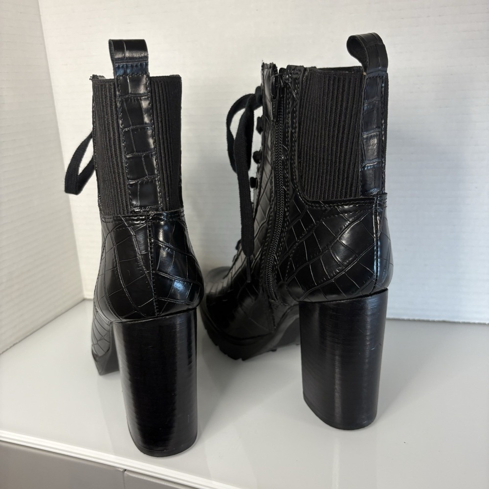 Steve Madden Sz 8 Black Croc Embossed Vegan Lace Up Ankle Boots Whimsigoth witch - Picture 6 of 12